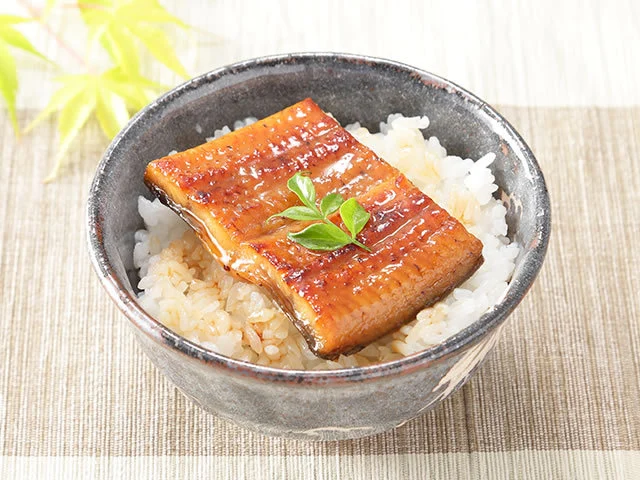 Hamanako Maruma Kabayaki eel portions — Home pack, 35–40 g × 10 — Product photo 3